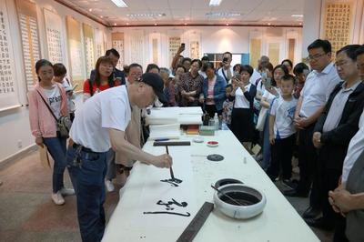 高邮·米脂书法艺术交流展开展，推动文化互动与区域合作