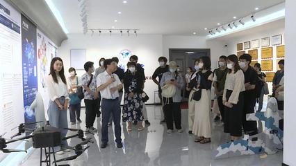 “国际友城青年领袖对话江西”活动走进九江市 共话会议会展服务新篇章